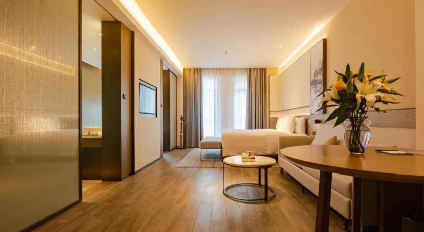 Hotel Wanda Jin Baise Exterior foto
